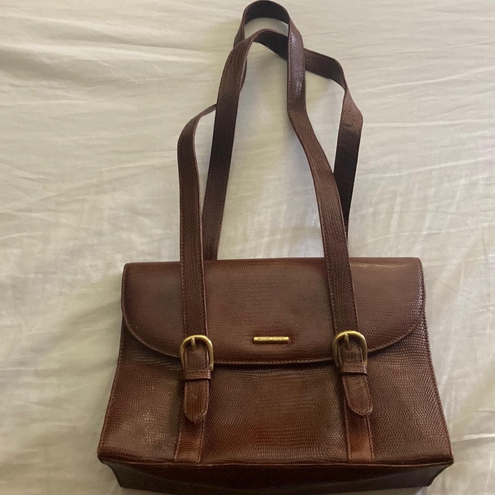 Albert Nipon purse